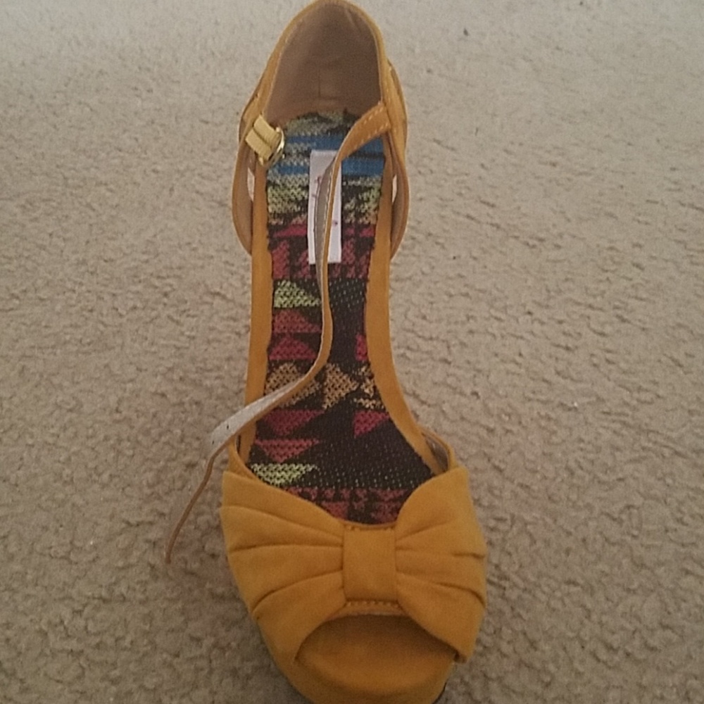 Wedges - Picture 2 of 4